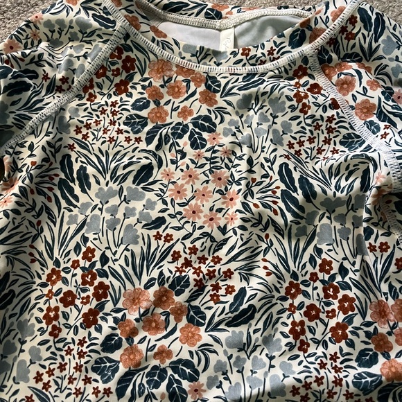 Rylee + Cru Rashguard set 4-5 - Picture 3 of 6